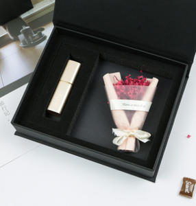 Carpeta Ecológica con Cierre Magnético y Ventana Transparente con Relieve Personalizado al por Mayor para Empaque de Utensilios de Cocina - Product Image 3