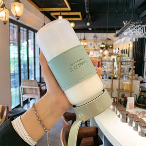 Bouteille d'eau de voyage en verre portable, anti-fuite, avec infuseur, manchon en cuir simple anti-brûlure pour café et thé - Product Image 4
