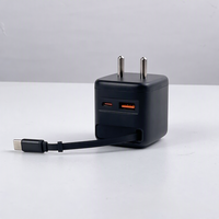 Desain Baru Pengisian Daya Cepat 65W GaN dengan Kabel Retraktil Terintegrasi, Port 2C1A, untuk Ponsel, Laptop, Tablet, Penggunaan Lintas Negara