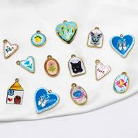 FMSCM-9 Pendentifs de style Kawaii peints à la main, breloques chat, cœur, maison, floral, poisson, citron, accessoires de bijoux pour femmes, pendentifs délicats