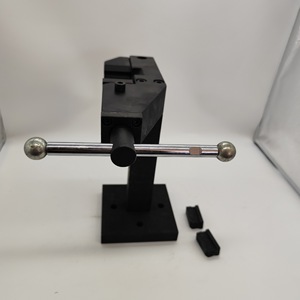 Vertikaler Schraubstock für Diesel-Injektoren, universeller Demontagerahmen, <span class=keywords><strong>Common</strong></span>-<span class=keywords><strong>Rail</strong></span>-Demontagewerkzeug, Diagnosewerkzeug, Fixierwerkzeug - Product Image 5