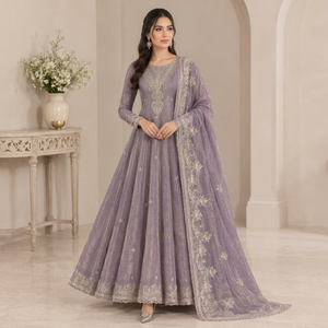 Salwar Kameez Lilas pour Femme Fashionista International, Longueur au Sol, Coupe Classique Élégante, Tenue de Mariage, Style Indien et Pakistanais, en Chiffon - Product Image 1