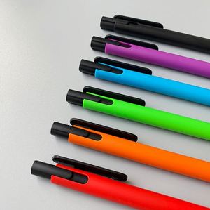 Stylo bille en métal durable à prix abordable, avec logo personnalisé et impression sérigraphique, idéal pour le bureau – Échantillon gratuit, vente chaude - Product Image 4
