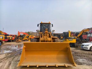 Cargadora de Ruedas Usada Caterpillar 966H con Motor C11 y Cucharón de 3.3m3, Modelos CAT950H y CAT980H Disponibles - Product Image 3