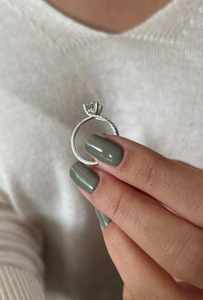 Anillo Solitario de Diamante 100% Natural con Certificación IGI en Oro de 14k, Joyería Fina de Lujo, Corte Clásico de 1 Quilate, Diseño de Tallo Dividido para Boda - Product Image 4