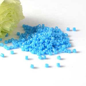 <span class=keywords><strong>Pas</strong></span> <span class=keywords><strong>cher</strong></span> <span class=keywords><strong>Miyuki</strong></span> <span class=keywords><strong>Perles</strong></span> De Rocaille Colorées <span class=keywords><strong>Perles</strong></span> Mentales En Gros - Product Image 6