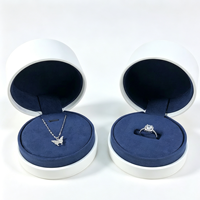 Présentoir de Luxe Rond en Cuir PU pour Bijoux – Organisateur Personnalisé pour Bagues, Colliers et Boucles d'Oreilles – Idéal pour Boutiques et Vitrines de Détail