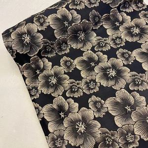 Nouveau Tissu Jacquard Occultant 100% Polyester Style Luxe Léger et Simple à Motifs Floraux <span class=keywords><strong>2023</strong></span> pour Rideaux, Canapés et Costumes - Product Image 5