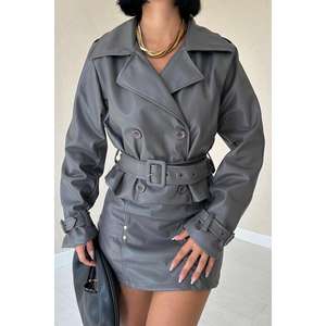 Veste en cuir gris pour femme avec ceinture, produit en gros - Product Image 2