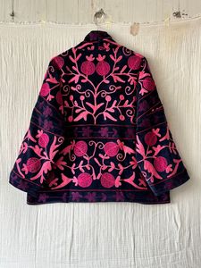 Chaqueta de terciopelo suzani, Chaqueta corta de terciopelo, Chaqueta suzani para mujer, Abrigo corto de terciopelo, Chaqueta bordada suzani - Product Image 2