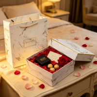 Boîte cadeau magnétique pliable en marbre avec logo personnalisé, vente en gros, boîte en papier vide pour demoiselle d'honneur, mariage, fête prénuptiale