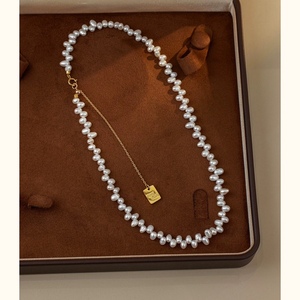 Hermoso Collar de Perlas Barrocas con Encaje y Cadena de Clavícula Pequeña y Escalonada de Plata Triturada, Elegante Cadena para Suéter - Product Image 2