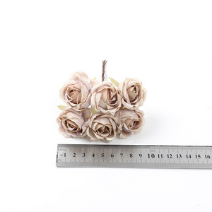 Ramo de Flores Artificiales de Seda Realista, 6 Tallos, Hecho a Mano, Lavable, Impermeable, Estilo Clásico - Boda, Día de San Valentín - Product Image 3