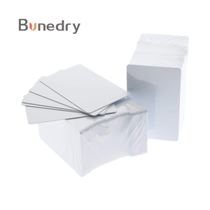 Carte vierge en PVC imprimable pour impression UV jet d'encre et offset, pour cartes d'entreprise, de membre, de fidélité et d'accès, sublimation, fourniture directe usine - Product Image 1