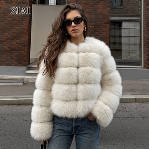 Manteau Tendance en Fausse Fourrure pour Femmes Hivernal, Blouson Personnalisé Chaud en Fausse Fourrure pour Femmes - Product Image 1