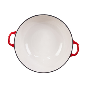 Casserole en fonte émaillée rouge antiadhésive avec couvercle auto-irrigant et bouton doré - Product Image 4