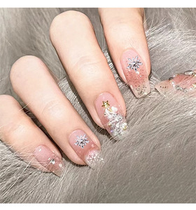 50 pièces de breloques pour ongles en alliage en forme de flocon de neige, décorations métalliques de luxe léger pour manucure d'hiver - Product Image 3