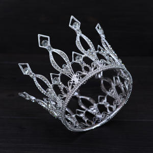 <span class=keywords><strong>มงกุฎ</strong></span>เจ้าสาวสไตล์วินเทจแบบใหม่ <span class=keywords><strong>มงกุฎ</strong></span>รูปทรงเก้าเหลี่ยมประดับดอกไม้สำหรับวันหยุด วันเกิด หรือเค้ก รุ่น H079 - Product Image 2