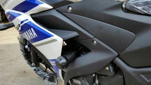 CNC Khung thanh trượt bảo vệ tai nạn động cơ rơi bảo vệ phù hợp cho <span class=keywords><strong>Yamaha</strong></span> YZF-R25 YZF-R3 <span class=keywords><strong>MT</strong></span>-25 <span class=keywords><strong>MT</strong></span>-<span class=keywords><strong>03</strong></span> - Product Image 2