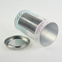 Emballage personnalisé de luxe en tube de carton cylindrique pour vêtements et chaussettes |   Boîte cadeau en matériau recyclé avec impression de logo et pelliculage mat