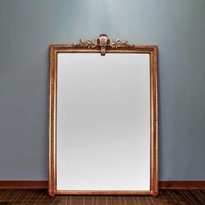 High Quality Home DecorRibbed Giltwood MirrorElegant and Amazing - Product Image 1