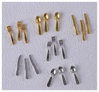 Accessoires de cuisine réalistes en résine DIY, miniatures de cuillères, couteaux et fourchettes dorés et argentés pour maison de poupée, figurines religieuses et de fées