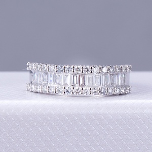 Anillo de Oro Sólido de 14k con Diamante de Laboratorio, Joyería para Mujer, Estilo Moderno y Popular - Product Image 5