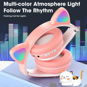 TikTok 2022 משחקי חתול Paw אוזן אוזניות מתנה לחג המולד LED אורות אוזניות קריקטורה חמוד אלחוטי אוזניות ילדים