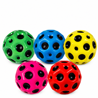 Ballon d'entraînement perforé en PU de 6,3 cm pour enfants, idéal pour jongler, lancer et attraper – Personnalisation OEM