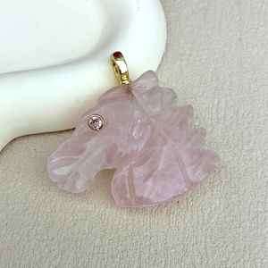 Colgante de Cabeza de <span class=keywords><strong>Caballo</strong></span> Tallado en Cristal Natural a Precio Económico al por Mayor, Accesorios de Moda Populares del Zodiaco del <span class=keywords><strong>Caballo</strong></span> para la Fabricación de Collares - Product Image 5