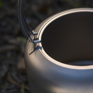 Casserole et bouilloire de camping portable de grande capacité 1,5 L en titane pur, ustensiles de cuisine ultralégers pour une utilisation en extérieur - Product Image 3