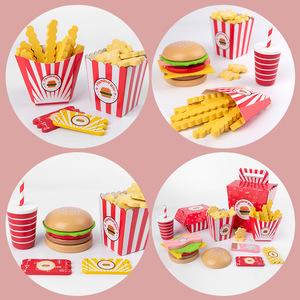 Juego de juguetes de madera para cocina: Hamburguesas, papas fritas y refrescos. Juguetes de simulación de comida rápida para cortar. - Product Image 4