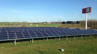 Système de support solaire pour panneaux photovoltaïques résistant aux températures extrêmes et aux charges de neige élevées, montage au sol