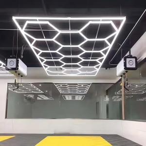 Plafonnier <span class=keywords><strong>LED</strong></span> hexagonal modulaire dimmable pour <span class=keywords><strong>garage</strong></span>, super lumineux, à haute luminosité, connectable, en forme <span class=keywords><strong>de</strong></span> nid d'abeille - Product Image 3