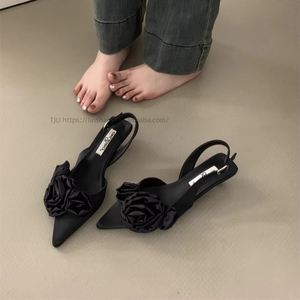 Factory Wholesale New Spring and Summer Pointed Head Outside Wearing Sandals French Flower Bun Single <b>Shoes</b> - Product Image 4