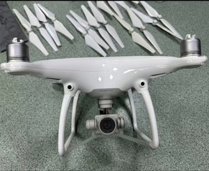 Bán buôn máy bay không người lái (drone) nguyên bản dành cho người mới bắt đầu, máy bay không người lái DJI <span class=keywords><strong>Phantom</strong></span> <span class=keywords><strong>4</strong></span> HD đã qua sử dụng, có camera bay. - Product Image 3