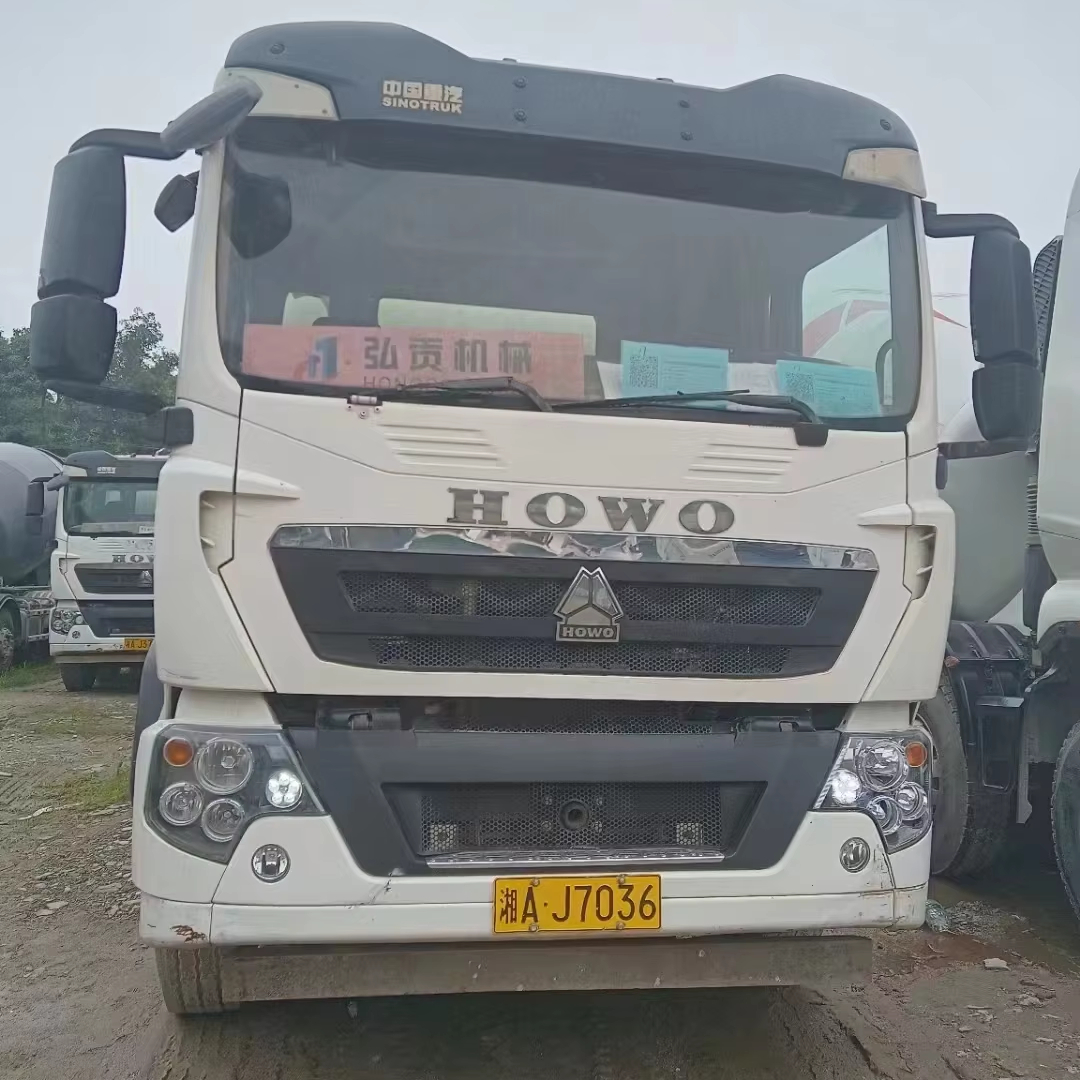 2020 Zoomlion Howo Used Mixer Truck Transporter High Quality 12 Cubic Meters 20 Years Silver Label Construction Core Engine