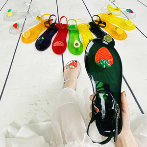 Sandalias de gelatina de verano para mujer con punta redonda, antideslizantes, de suela suave de PVC, para playa - Product Image 2