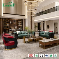 Ensemble de meubles sur mesure pour toute la maison, canapé en cuir italien de luxe, table basse en marbre, meuble TV pour projets d'aménagement intérieur de villas et de maisons de prestige