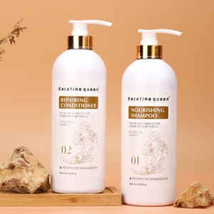 Après-shampoing professionnel de qualité supérieure, formule à base d'extraits végétaux biologiques pour un nettoyage en profondeur et des soins antichute. - Product Image 1