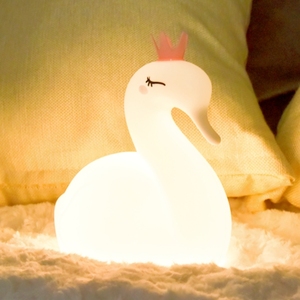 Có thể sạc lại thiên nga LED ánh sáng ban đêm mini Silicone cảm ứng đèn cho trẻ sơ sinh và trẻ em kiểm soát chuyển đổi - Product Image 4