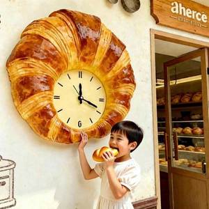 Sculpture <span class=keywords><strong>Horloge</strong></span> <span class=keywords><strong>de</strong></span> <span class=keywords><strong>Boulangerie</strong></span> en Résine et Fibre <span class=keywords><strong>de</strong></span> Verre 3D, Design Original d'Usine, Thème Pâtisserie Réaliste, Créative et Pratique - Product Image 2