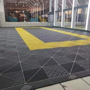 40*40*1.8cm PP Interlocking Click Grille Soft Amovible Plastique Carreaux <span class=keywords><strong>de</strong></span> <span class=keywords><strong>sol</strong></span> <span class=keywords><strong>de</strong></span> garage <span class=keywords><strong>pour</strong></span> voiture Washroom Workshop Floor - Product Image 5
