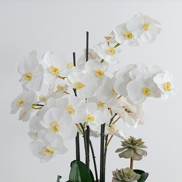 ดอกไม้ปลอม