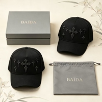 Casquette de baseball vintage de luxe sportive 5 panneaux en polyester/coton noire avec strass, broderie croix, fleur de prunier chinoise et motif léopard à pois
