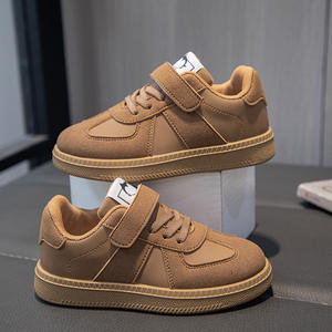 أحذية رياضية مسطحة غير رسمية من الفيلكرو للأطفال أحذية تدريب مريحة لجميع المواسم للأولاد والبنات سهلة الارتباط للاستخدام الرياضي اليومي في الهواء الطلق - Product Image 2