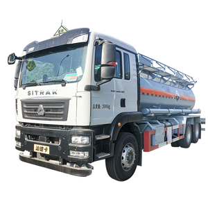 Le matériau en acier au carbone peut être personnalisé pour un camion-citerne corrosif de grande capacité - Product Image 1