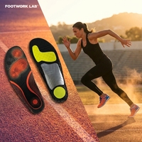 Semelles de sport légères à absorption des chocs et à haute résilience avec soutien de la voûte plantaire en EVA pour le basketball et la course à pied