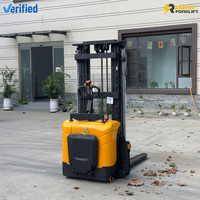 Penumpuk Pallet Listrik 1.5T Baterai Asam Timbal Pengangkat Lorong Sempit Kompak Kaki Penyangga Hidrolik untuk Penggunaan Dalam Ruangan