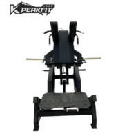 Prenez cette machine à squats robuste à double direction, équipement de gym doté d'un système de chargement de plaques fluide et de poignées multiples pour des pompes à jambes intensives.
